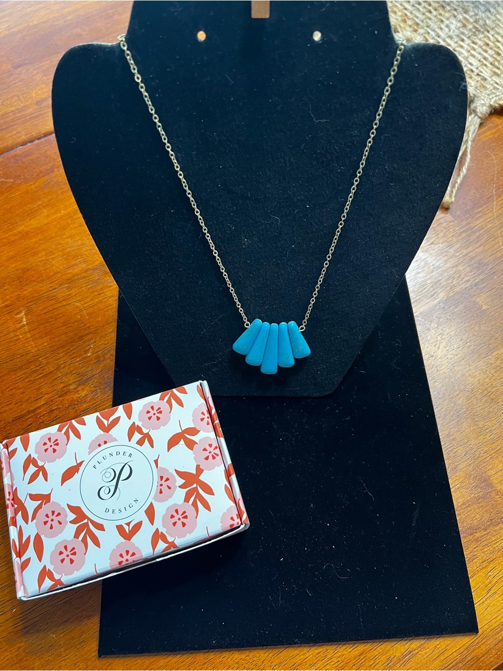Plunder Turquoise Fan Bead Necklace